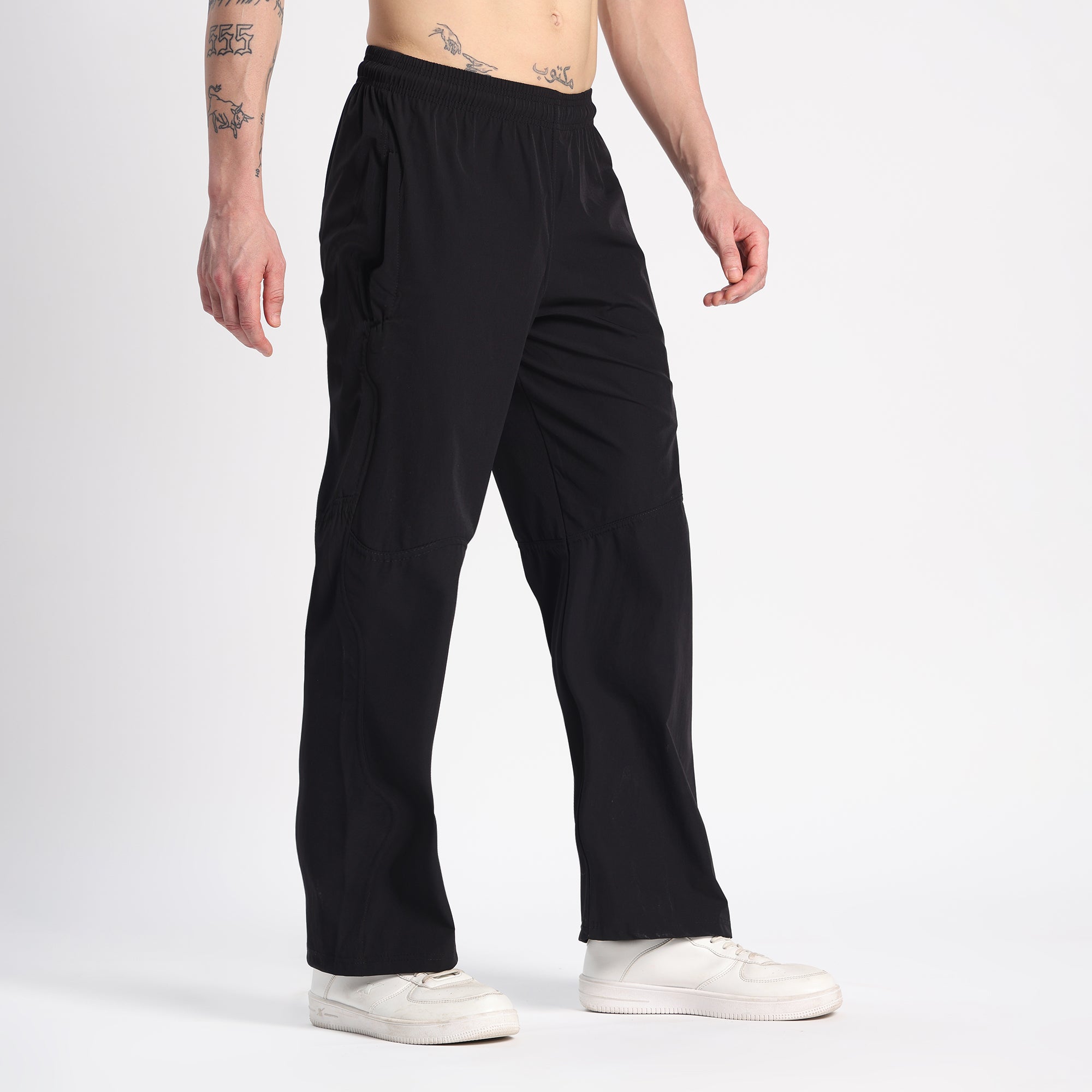 Valesto Textured Tech-Crush Paneled Pant - Jet Black
