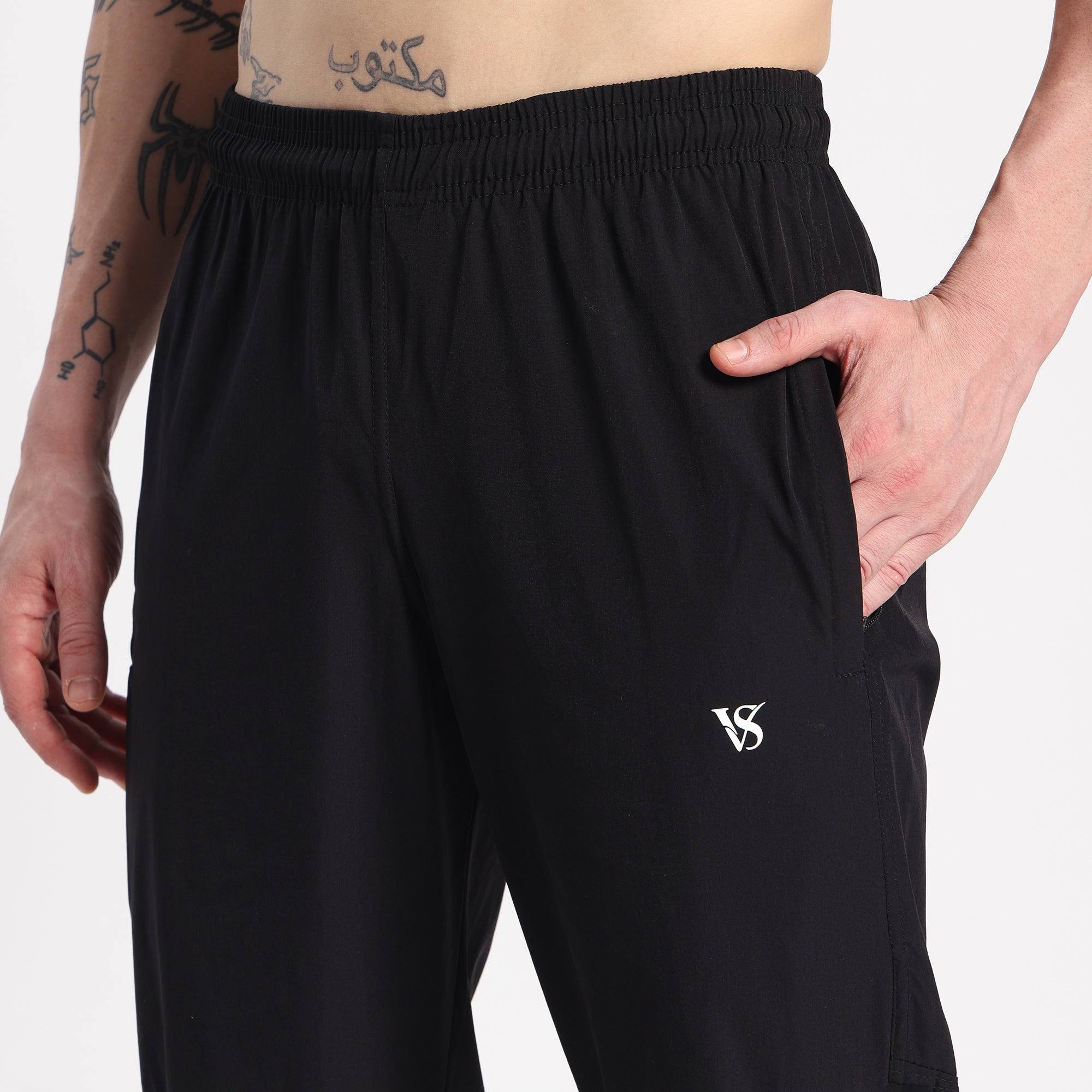 Valesto Textured Tech-Crush Paneled Pant - Jet Black