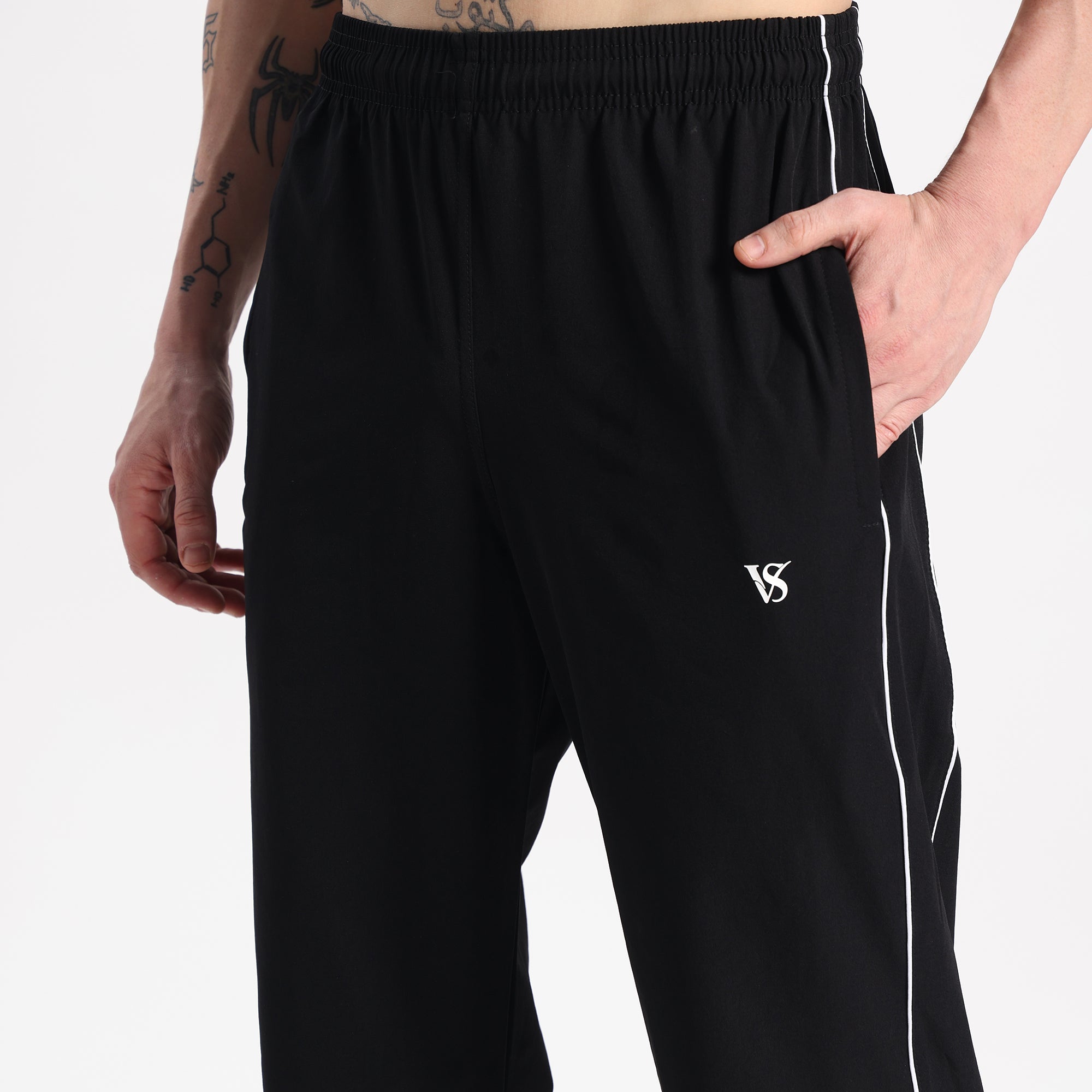 Valesto Structured Fit Retro Track Pant - Jet Black