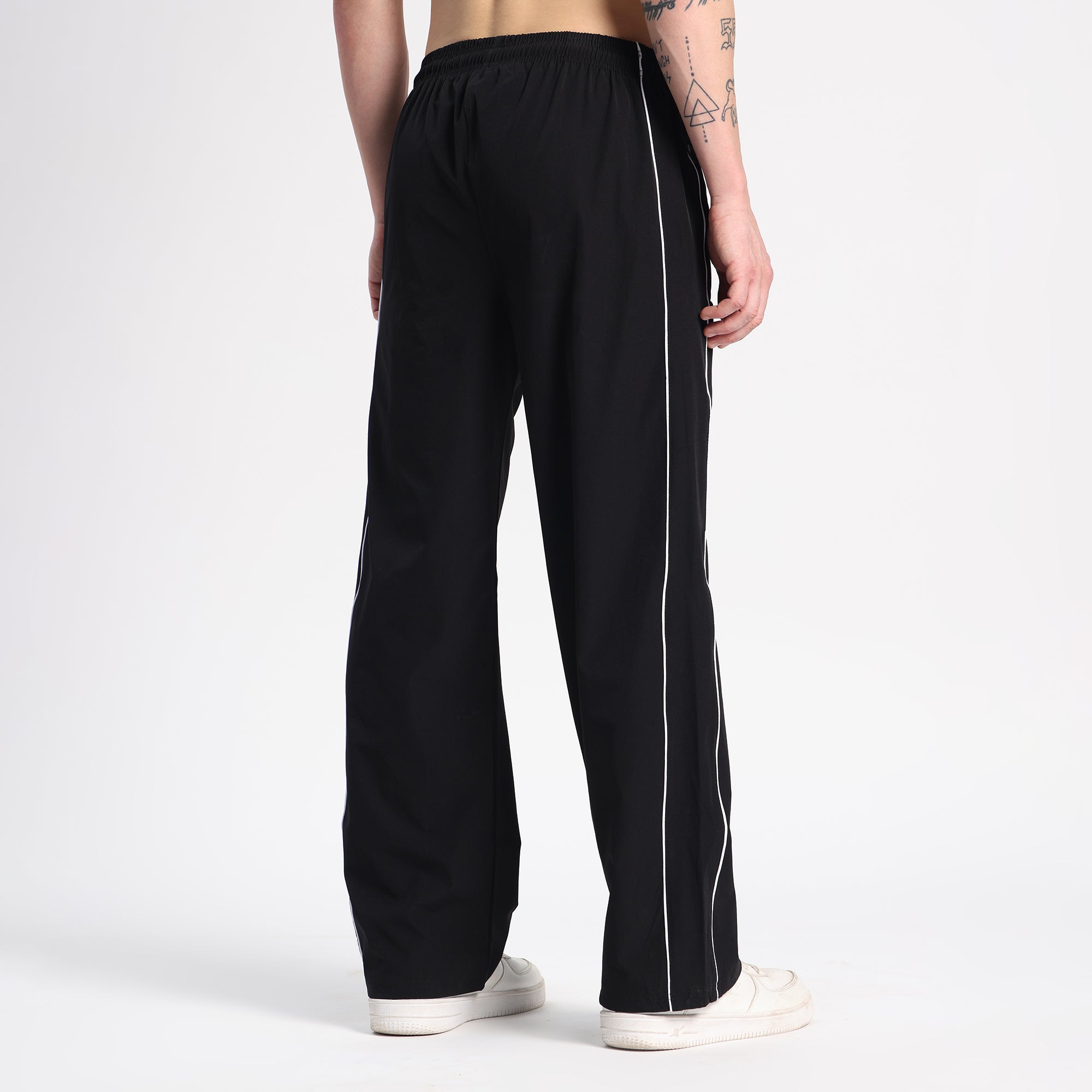 Valesto Structured Fit Retro Track Pant - Jet Black